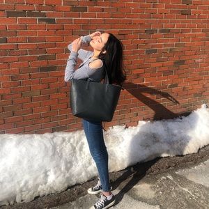 Meet your Posher, Kenza